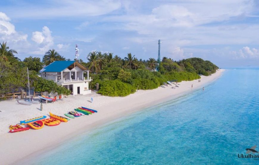 Eco-Family Adventure: Discover Ukulhas Island