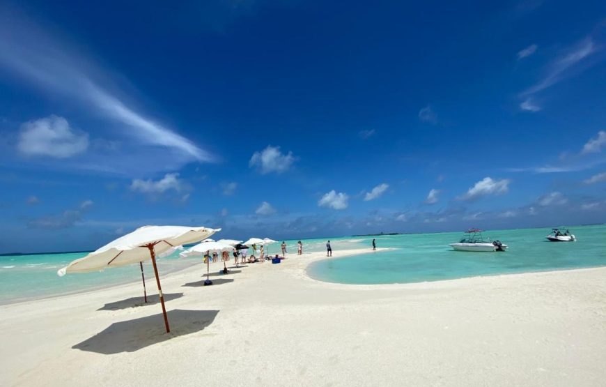 Dhihdhoo Island