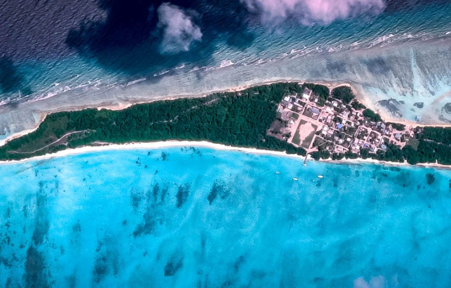 Fulhadhoo Local Island